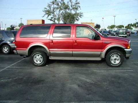 2001 Ford Excursion - Overall Profile