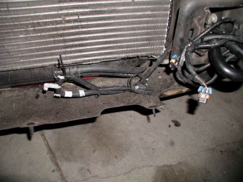 2001 Ford Excursion - Finally found block heater plug