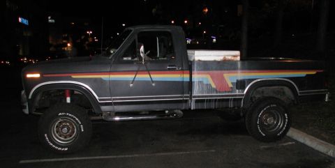 1983 Ford F-250 - Driver Side - Ugly!!!