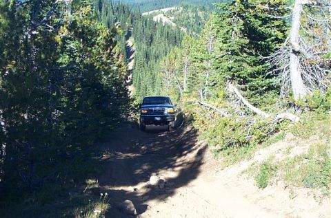 1996 Ford Bronco - Climbing up the last of the real trail to Raven's Roost.