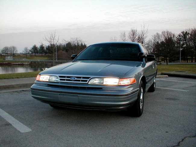 1995 Ford Crown Victoria “KSP 805”