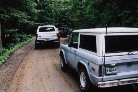 1987 Ford Bronco - You can see Black Stallion off in the distance.
