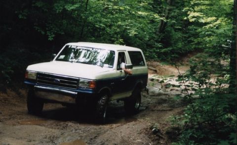 1987 Ford Bronco - Brad on the trail