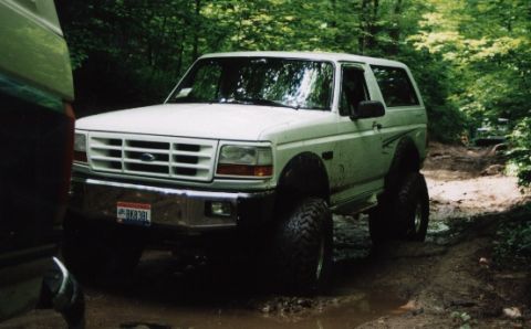1987 Ford Bronco - another view of the same rig
