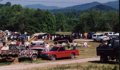 1987 Ford Bronco - Crawford Camp, very active. In the distance Rob Ellis is on the Rock Challenge.