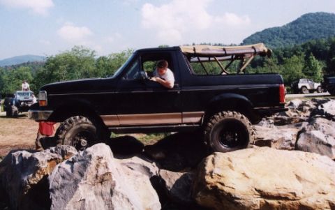 1987 Ford Bronco - OK, now what's the deal with this here rock?