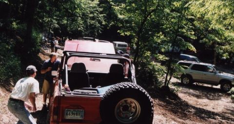 1987 Ford Bronco - EBs on Trail 5. Short stop.