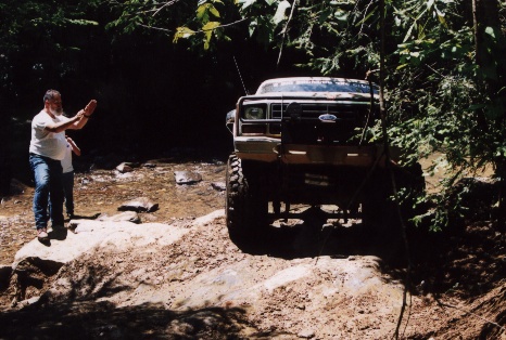 1987 Ford Bronco - He can't quite make it. Eventually I have to give him a tug w/ a strap.