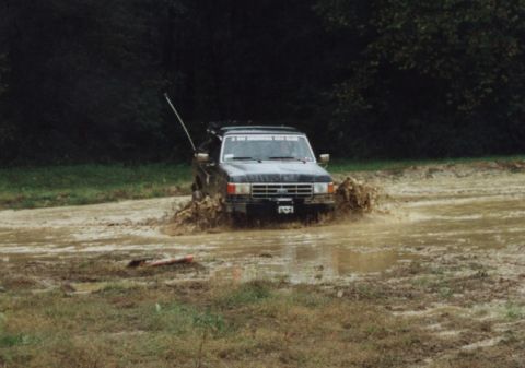 1987 Ford Bronco - In one spot it gets a little deep. No problem!