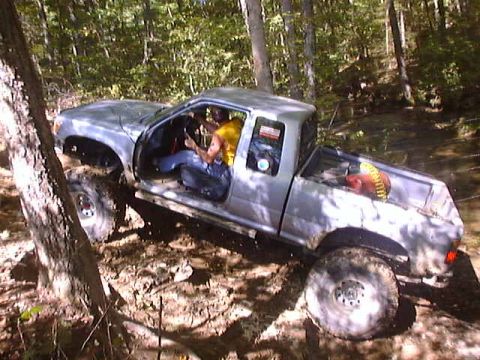 1987 Ford Bronco - Barry breaks a front axle trying to climb Cherokee Hill.