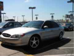 2000 Ford Taurus photo