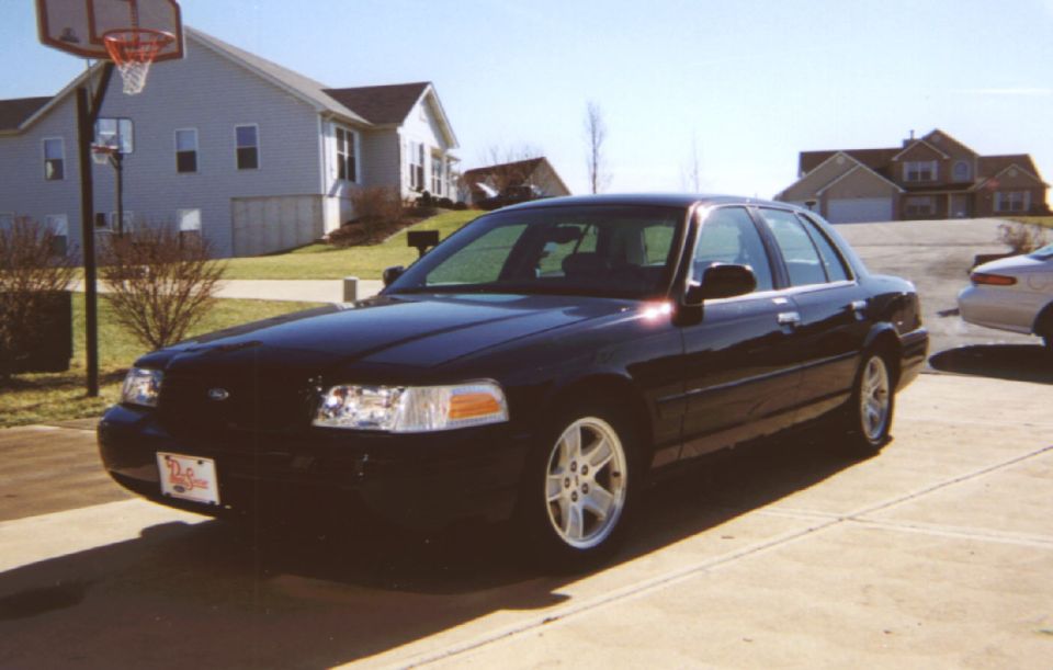 2002 Ford Crown Victoria