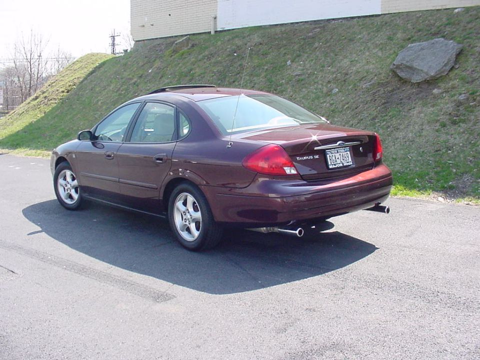 2000 Ford Taurus “Understated”