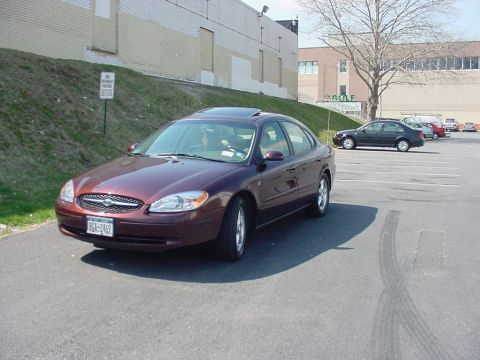 2000 Ford Taurus photo