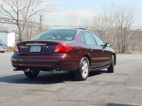2000 Ford Taurus photo