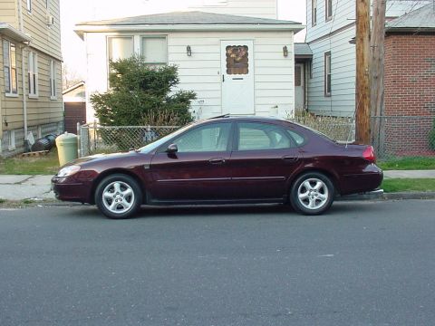 2000 Ford Taurus photo