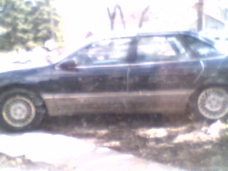 1990 Ford Taurus photo
