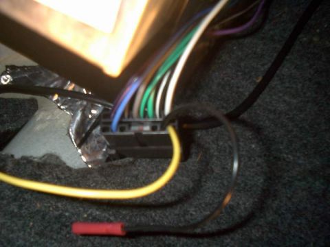 1997 Mercury Sable - Aftermarket Speaker Harness - Closeup