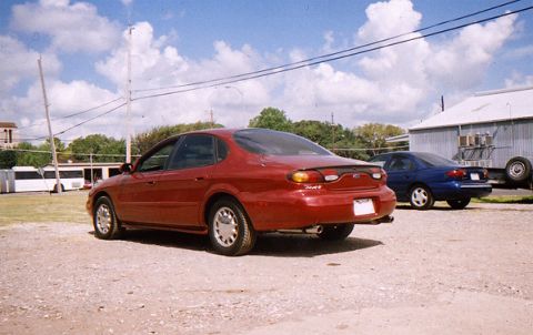 1997 Ford Taurus photo