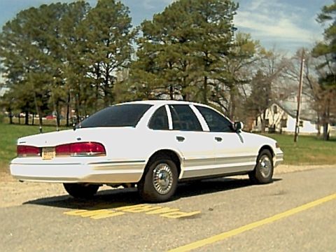 1996 Ford Crown Victoria photo