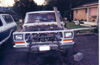 1978 Ford Bronco - Here Ruth sets with no motor.