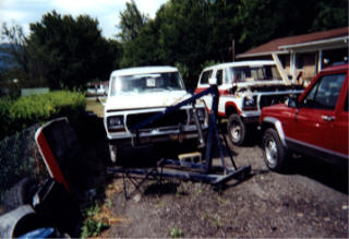 1978 Ford Bronco - gettin ready to pull motor