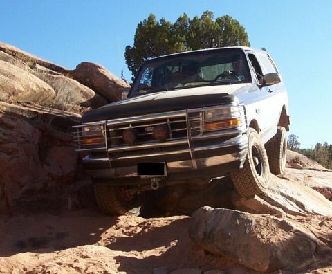 1994 Ford Bronco photo