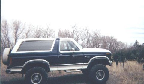 1984 Ford Bronco photo