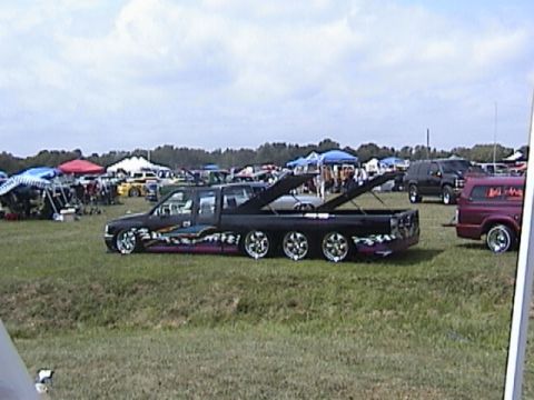 1998 Ford Taurus - Yessir, you say you need a 30,000lb extra long bed, no problem