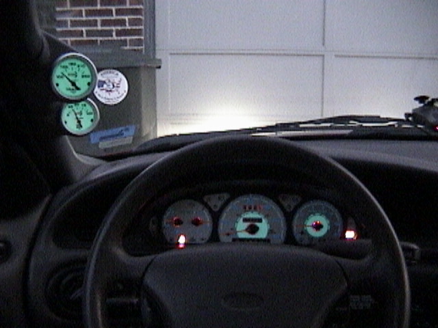 Auto Meter pod w/Lunar gauges and Indiglo dash