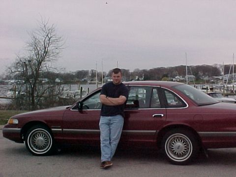 1992 Ford Crown Victoria photo