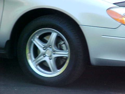 2001 Ford Taurus - kinda close up.