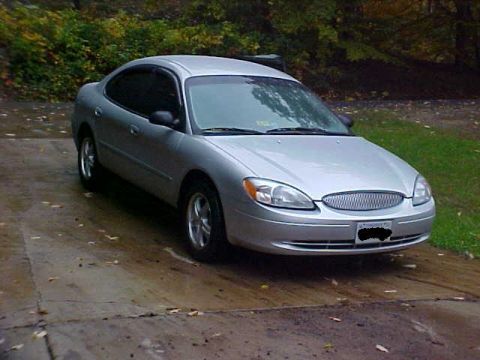 2001 Ford Taurus - Gettin' there