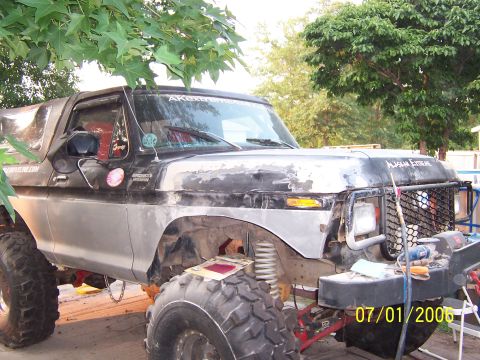 1978 Ford Bronco - Hood sanded down