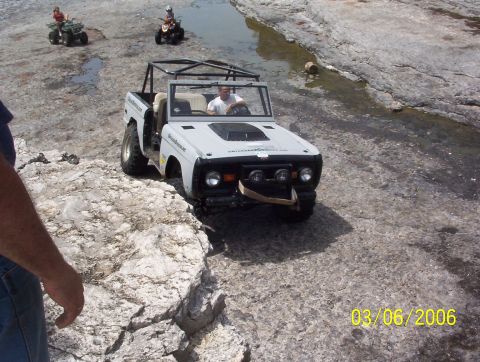 1991 Ford Bronco photo