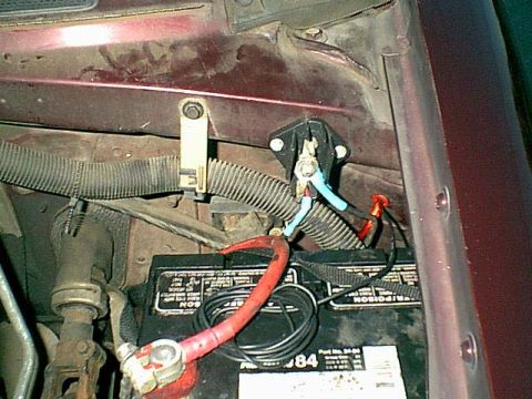 1983 Ford Bronco - I wanted to get some of the wires off the battery. so i picked up a single point power take off. This was off a S-15 pickup but i seen them…