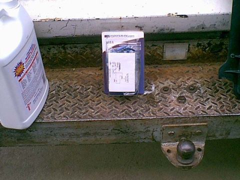 1983 Ford Bronco - Here is the fan temp power controler. I got it new from Autozone $24. the ignition on wire goes to this then then from this to the relay. T…