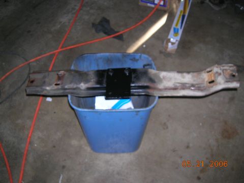 1985 Ford Bronco - 2nd shot trans crossmember.