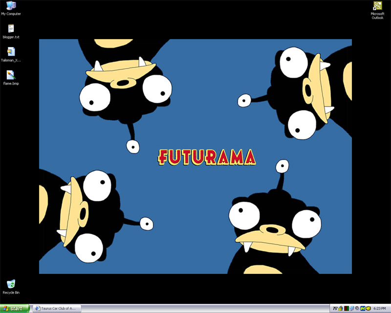 Windows desktop screenshot with Futurama Nibbler wallpaper