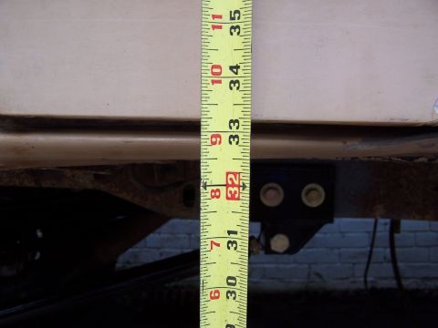 1987 Ford Bronco - to the door sill