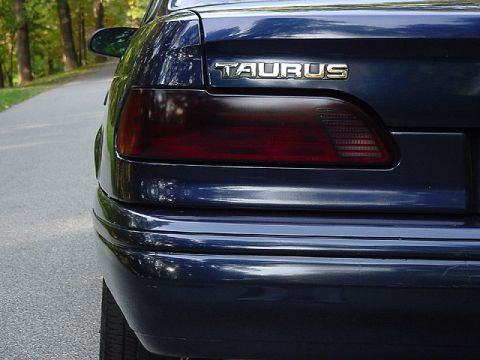1993 Ford Taurus - Smoked Taillights