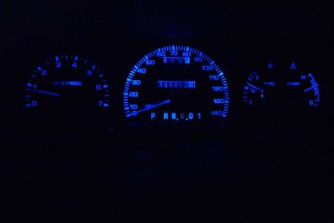 1993 Ford Taurus - New 7000RPM cluster is in!