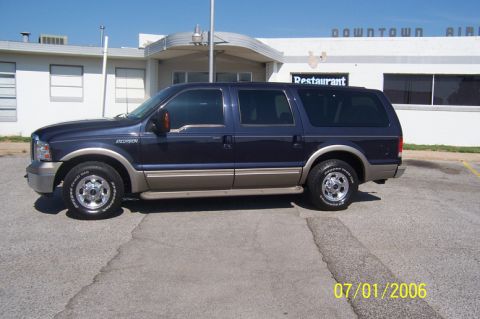 2000 Ford Excursion “Xochi”