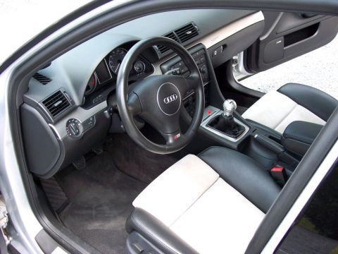 2004 Audi S4 photo