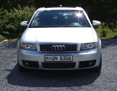 2004 Audi S4 photo
