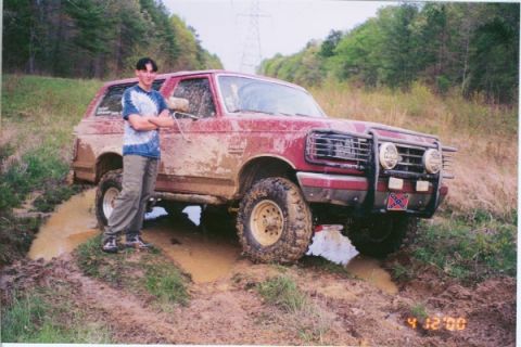 1991 Ford Bronco - Havin' fun with 33's
