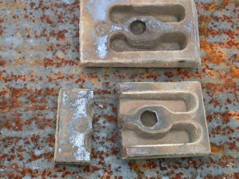 1990 Ford Bronco - Must have broke this rear axle factory shim flexing it at Uwharrie.