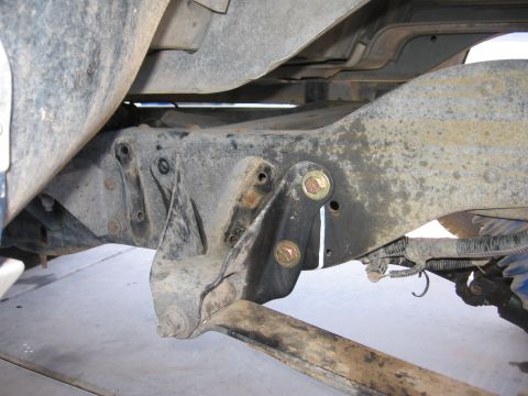 1990 Ford Bronco - Front spring hangers moved back 3 inches