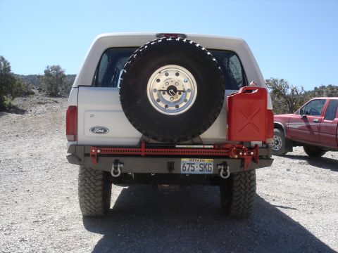 1996 Ford Bronco - Jerry can mount added. Finished for now until I start on making the sides wrap around for extra protection.