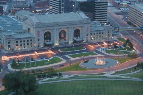 1998 Jeep TJ - Union Station in Kansas City is shown from above with a fountain and cars in the parking lot.